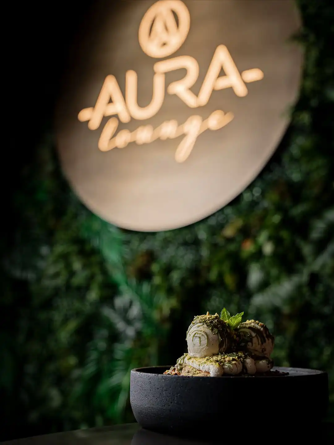 Aura Lounge Atmosphere